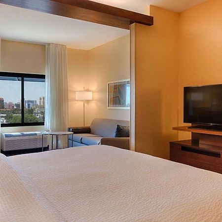 Fairfield Inn & Suites By Marriott Clearwater Beach Exteriör bild