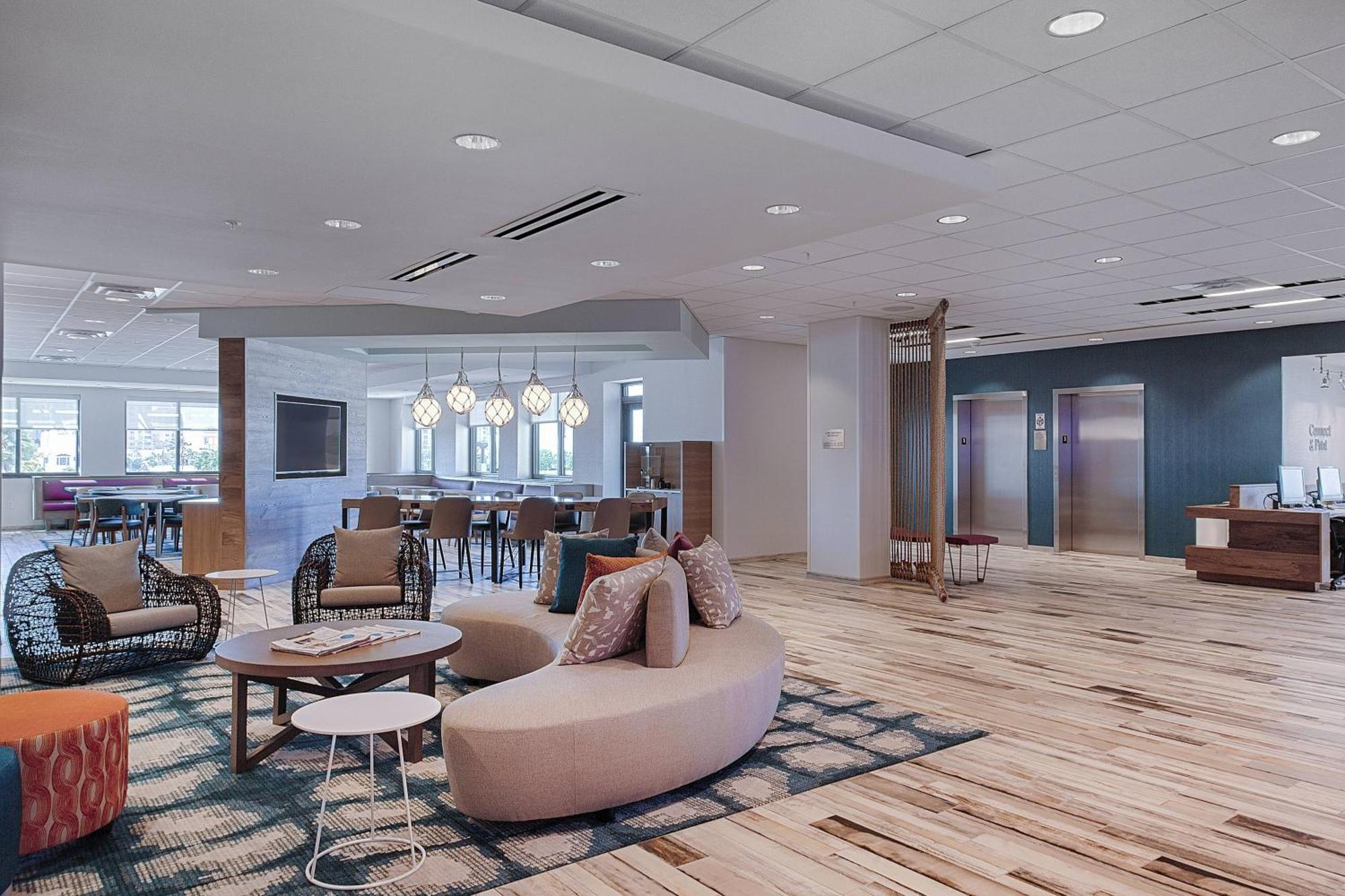 Fairfield Inn & Suites By Marriott Clearwater Beach Exteriör bild